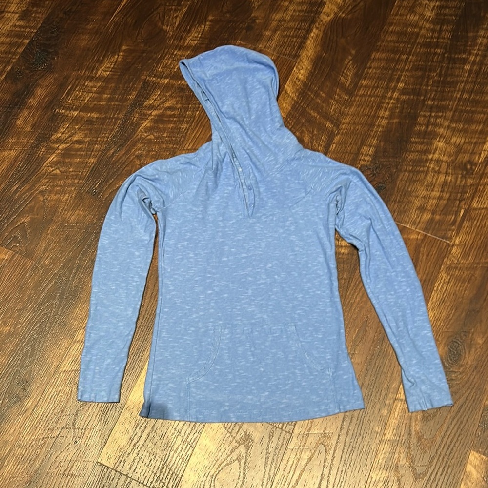 Columbia hoodie shirt with pocket